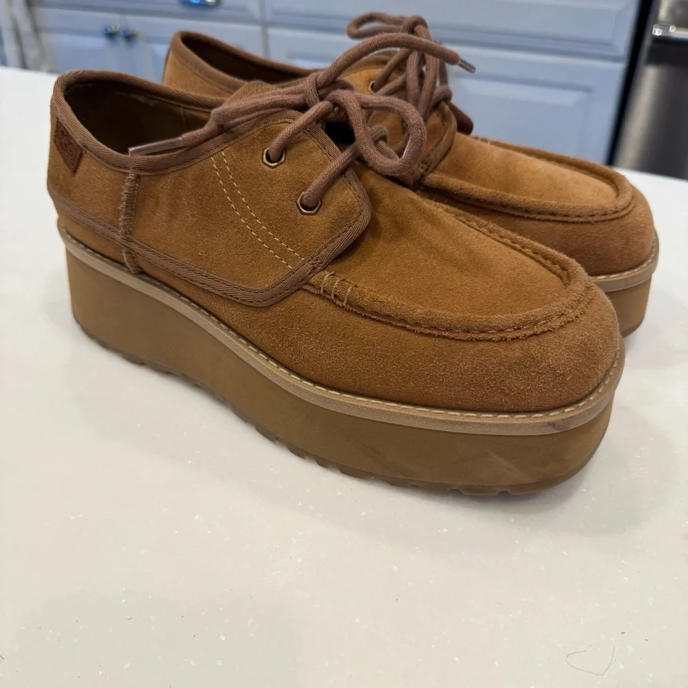 UGG CityFunc Platform Lace Up Loafers Suede Water Resist Women's Sz 8 NEW